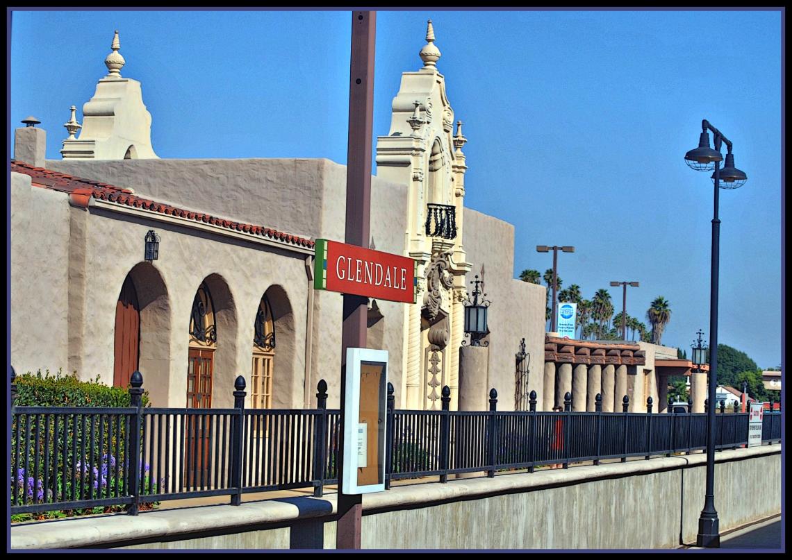 Glendale looks to set development standards around its train station